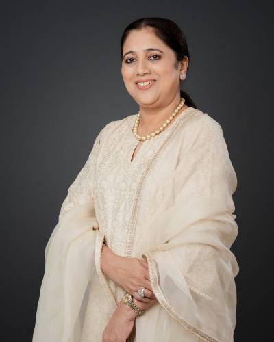 ⁠Bhavana Rajesh Doshi - Director